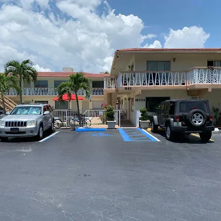 Honu Cove Hotel
